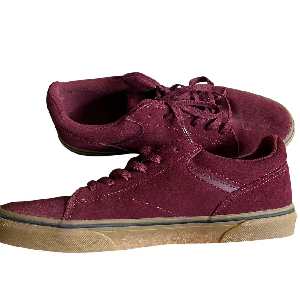 VANS Seldan Shoes Men Size 10 EU 43 Maroon Suede Low Top Skate Athletic